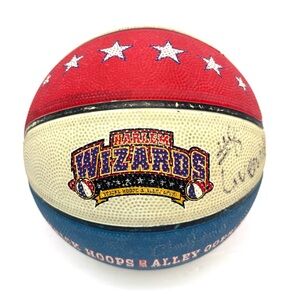 Harlem Wizards Basketball 8 Inches